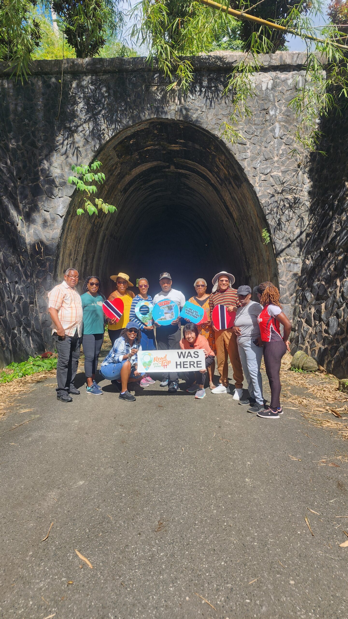 Pineapple and Cocoa Tour - Image 4